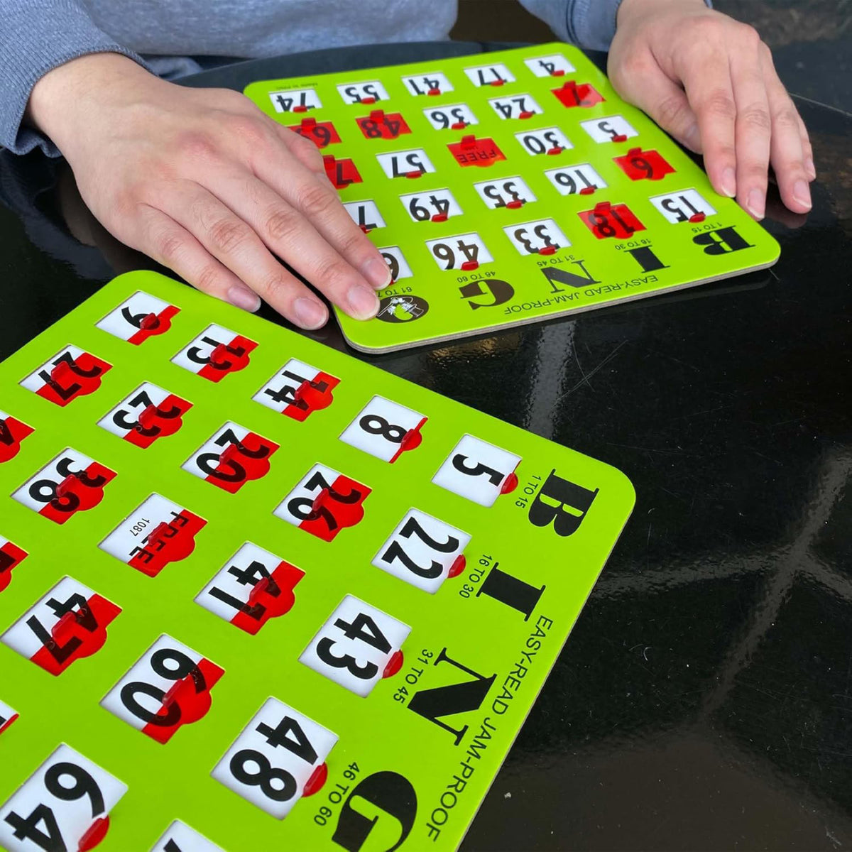 Cartes de bingo vertes à fenêtre, vue 5